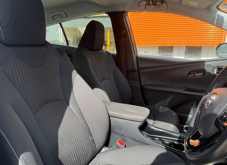 2022 Toyota Prius 1.8 VVTi Business Edition Plus 5dr CVT HATCHBACK PETROL/ELECTRIC Automatic