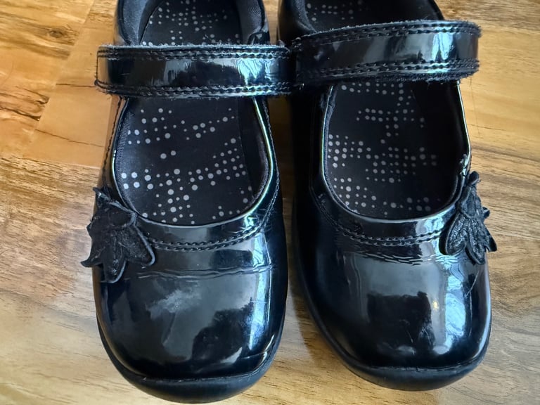 image for M&S girls school shoes 