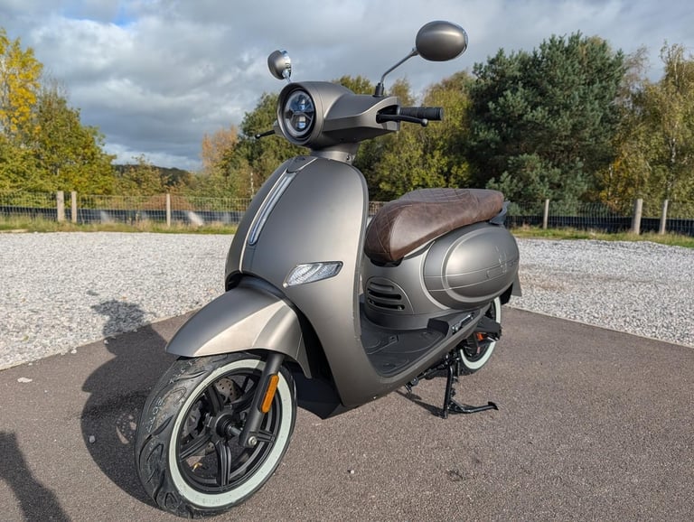 2025 Lexmoto LX06