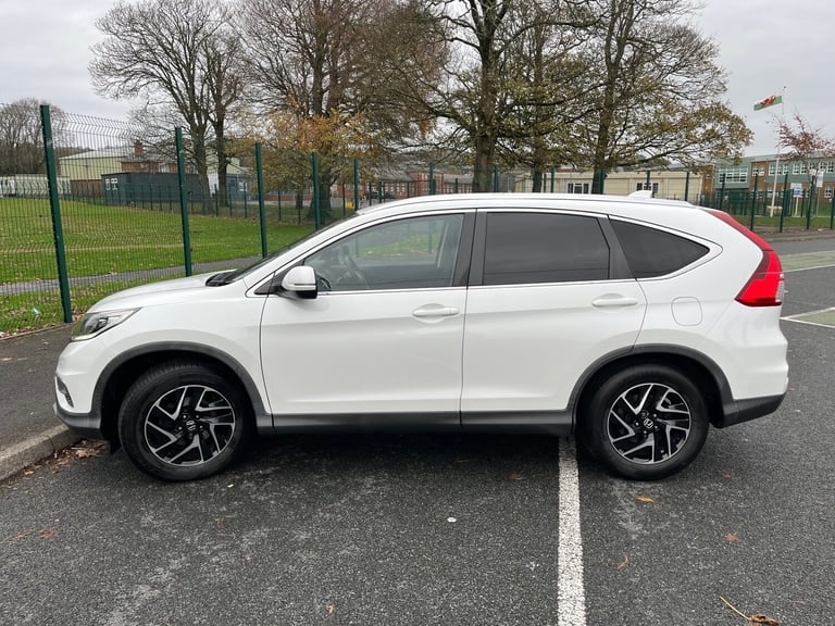 2016 Honda CR-V 2.0 i-VTEC SE Plus 5dr 2WD [Nav] ESTATE Petrol Manual
