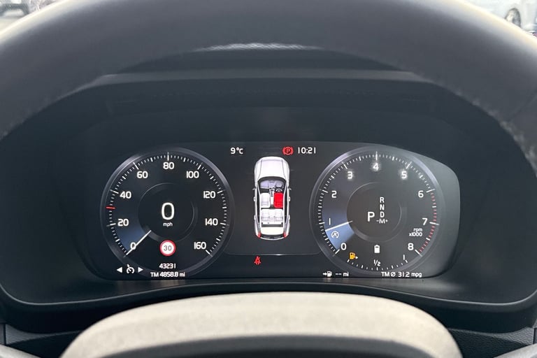 2021 Volvo XC40 2.0 B4 MHEV Inscription Auto AWD Euro 6 (s/s) 5dr SUV PETROL Automatic