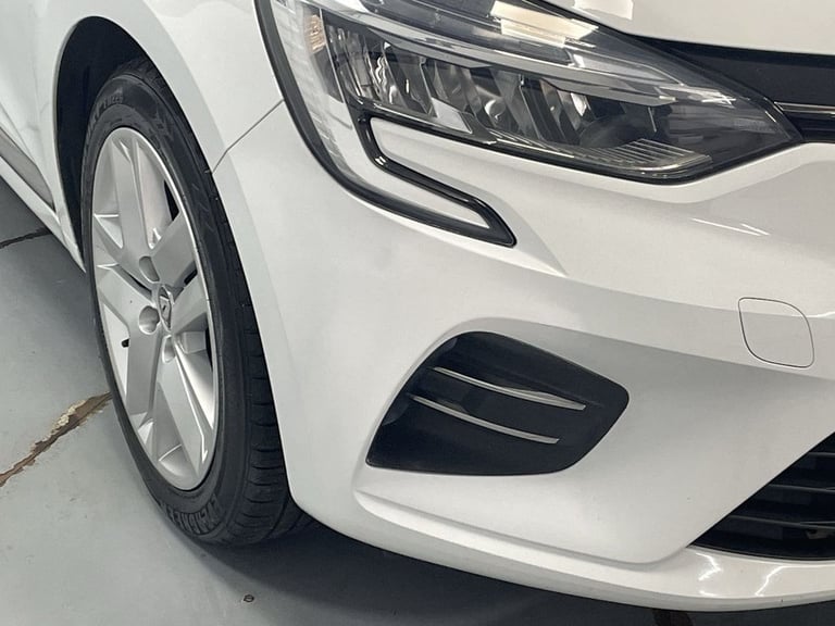 2020 Renault Clio 1.0 TCe Play Hatchback 5dr Petrol Manual Euro 6 (s/s) (100 ps) - AA INSPECT Hat...