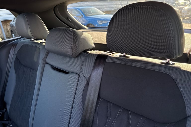 2025 Audi Q3 1.5 e-hybrid Launch Edition S Tronic Euro 6 (s/s) 5dr 26kWh SUV Automatic