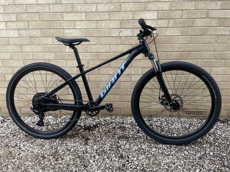 image for Giant Talon 2025 Mountain Bike