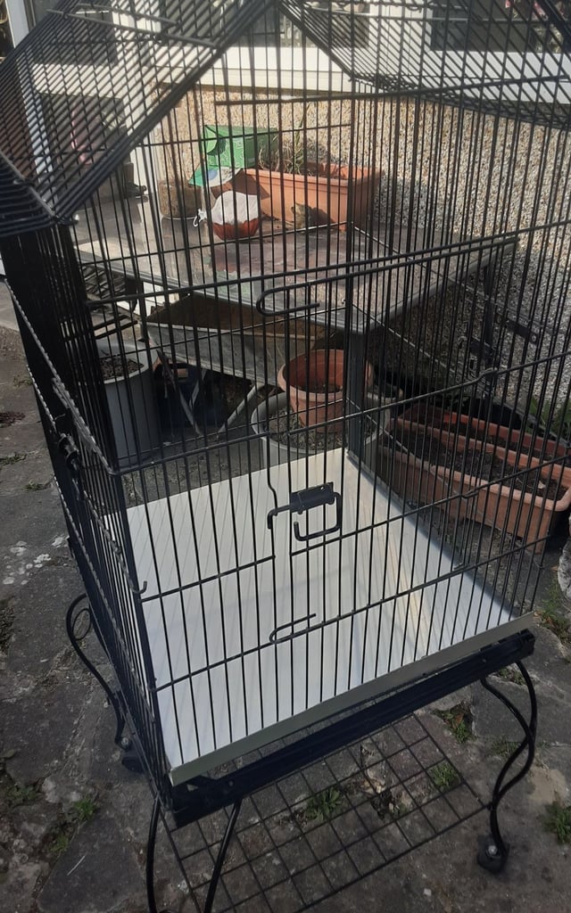 For sale a large birdcage 