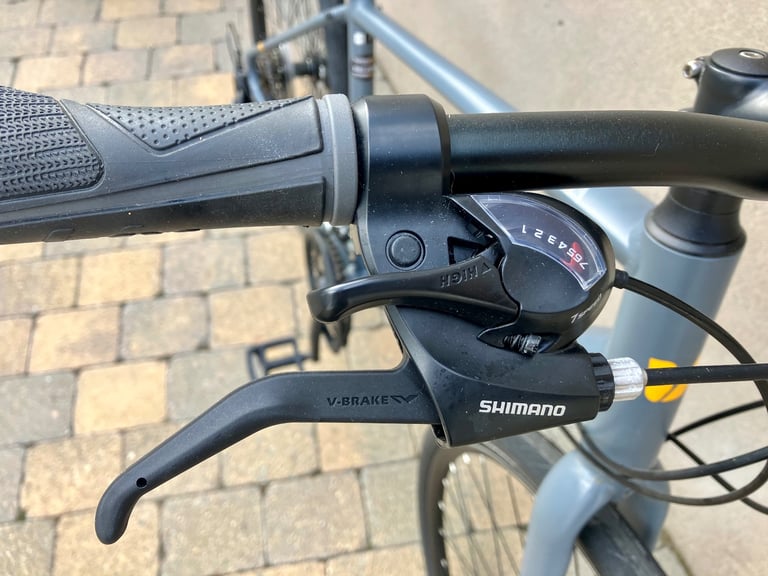 Giant Liv Alight 3 Disc Women’s Premium Hybrid Bike (Never Ridden)