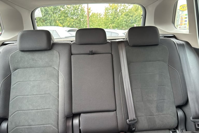  Volkswagen Tiguan 1.5 Tsi Elegance Suv 5dr Petrol Dsg Euro 6 s/s 150 Ps