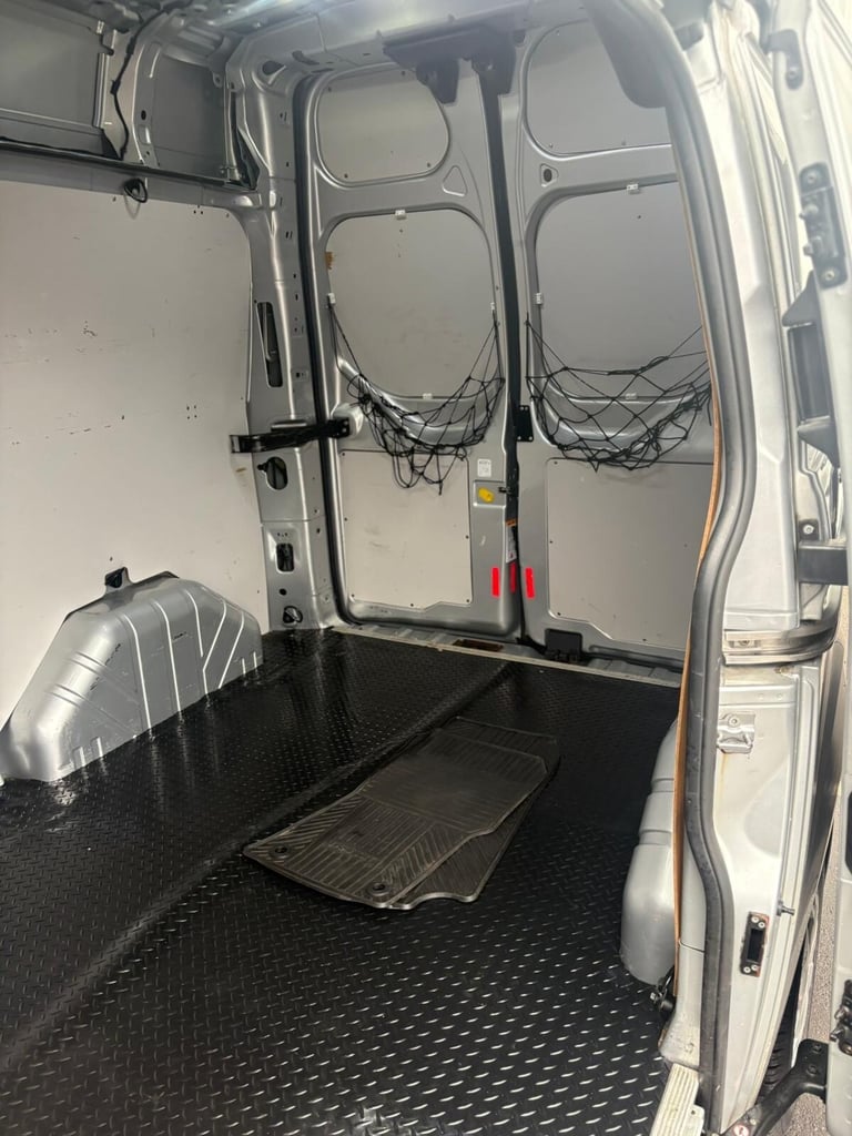 2015 Ford Transit Custom 2.2 TDCi 125ps Low Roof Trend Van PANEL VAN Diesel Manual