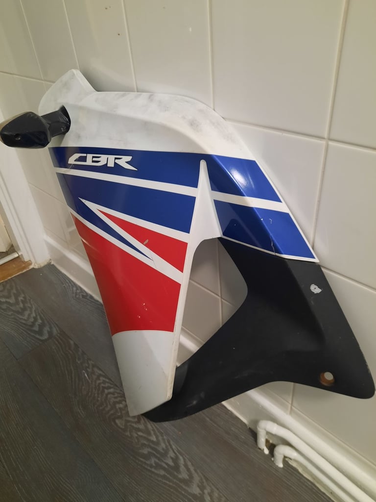 Cbr125R left side panel