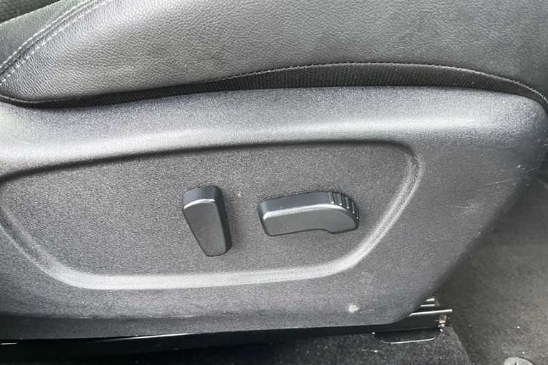 2019 Nissan Qashqai 1.3 DIG-T Tekna SUV 5dr Petrol Manual Euro 6 (s/s) (140 ps) SUV Petrol Manual