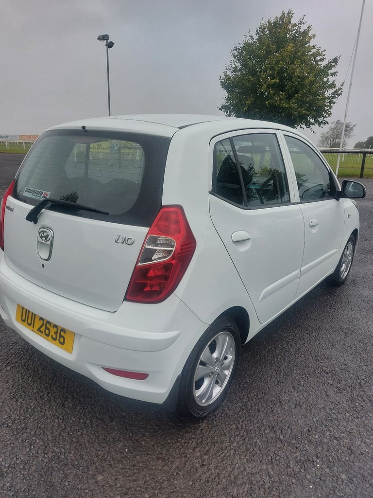 2013 HYUNDAI I10. FULL MOT. 81K. £20 ROAD TAX. 3 MONTHS WARRANTY 