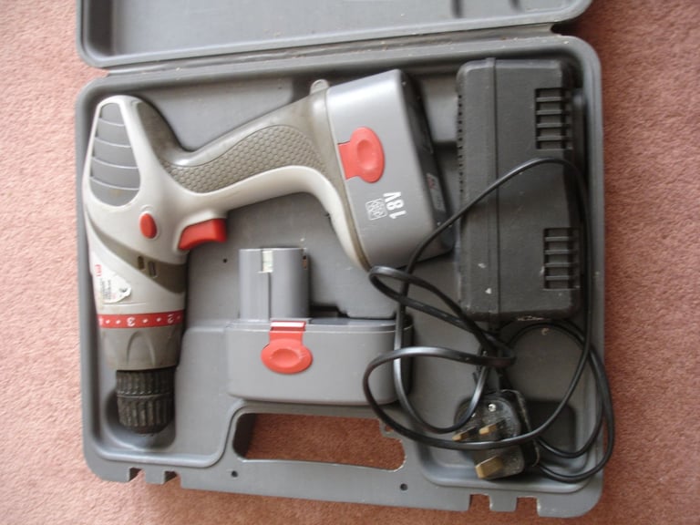 Power Performance 18v cordless hammer drill