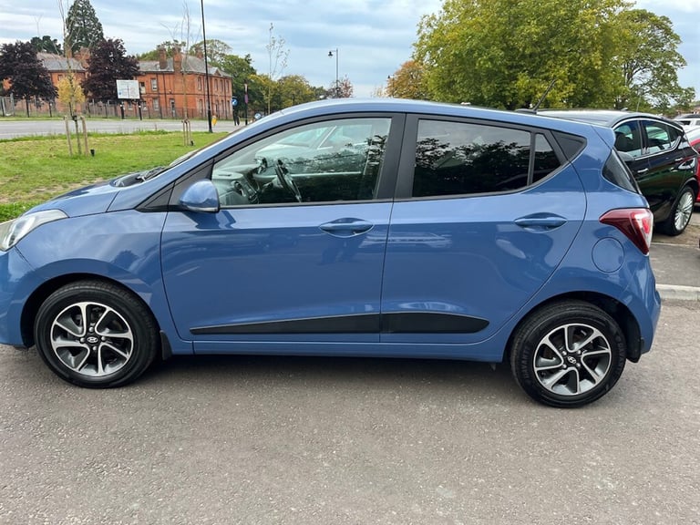2017 Hyundai i10 PREMIUM Hatchback Petrol Manual