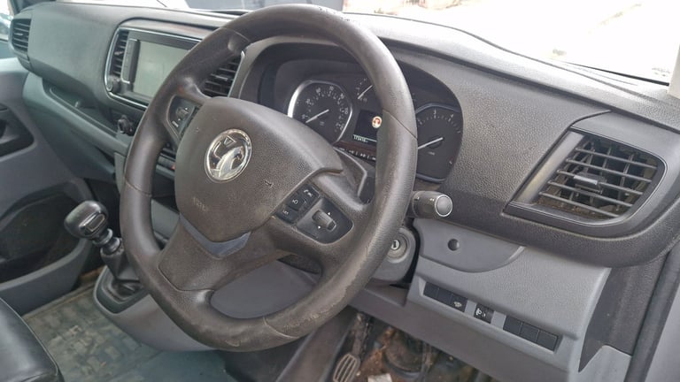 2020 Vauxhall, VIVARO, SPORT Panel Van, 2.0 diesel