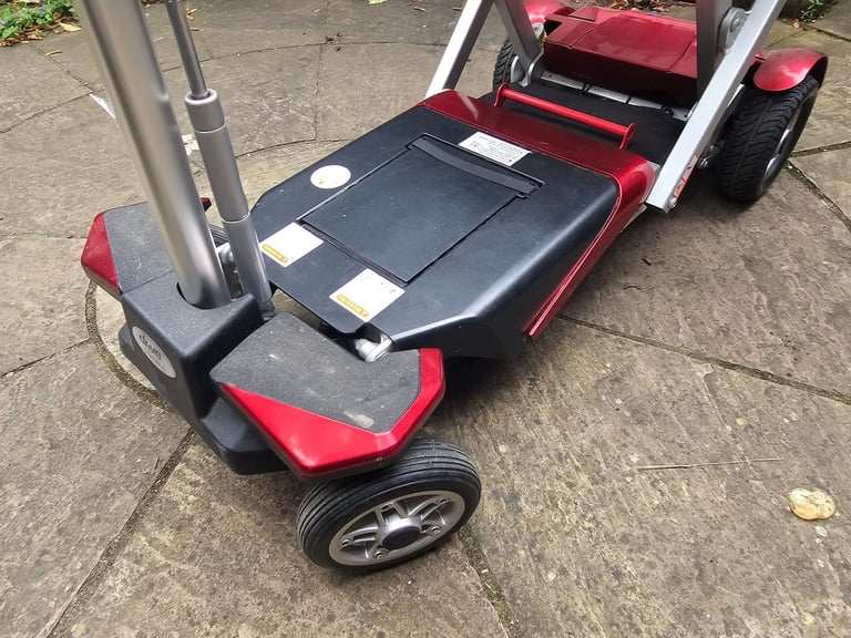 Drive Devilbiss AutoFold Elite Auto Folding Mobility Scooter With Suspension