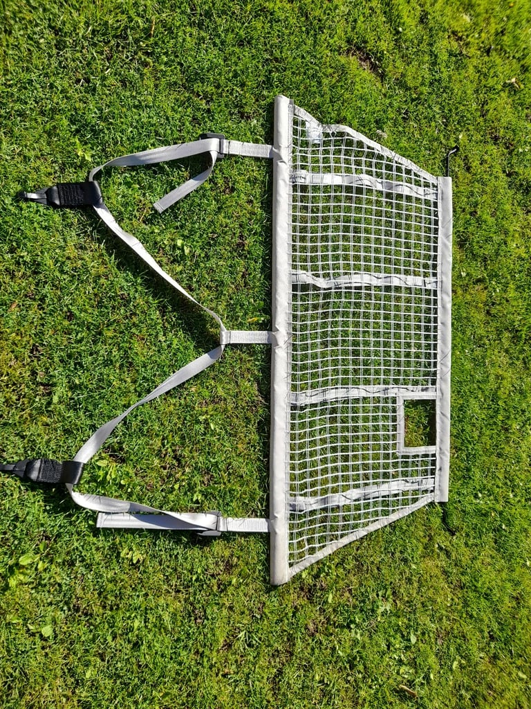 Dog barrier for use in car / van