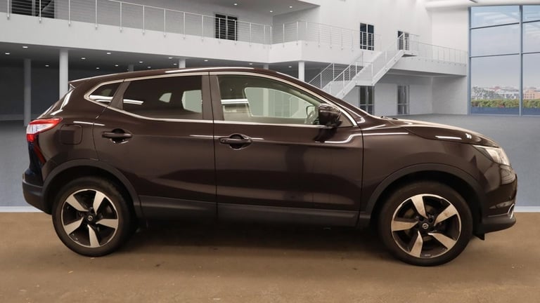 2016 Nissan Qashqai 1.5 dCi N-Connecta 5dr HATCHBACK Diesel Manual