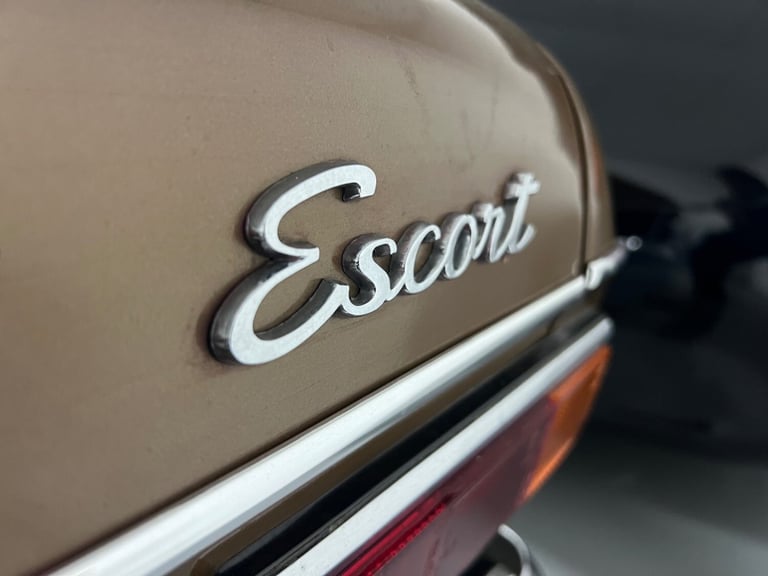 1974 Ford Escort 1.3 5dr XL Hatchback Petrol Manual