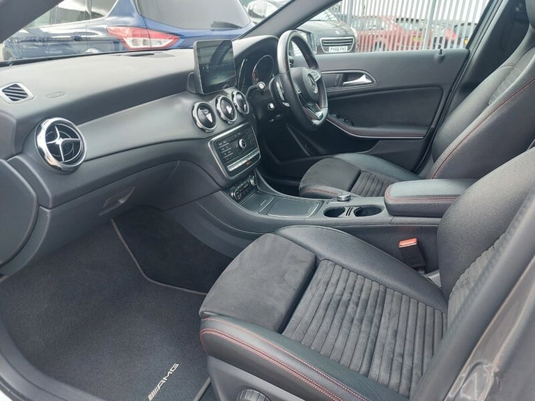 Mercedes GLA GLA 220 D 4MATIC AMG LINE PREMIUM