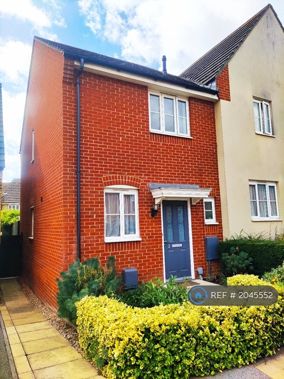 2 bedroom house in Brambling Close, Stowmarket, IP14 (2 bed) (#2045552)