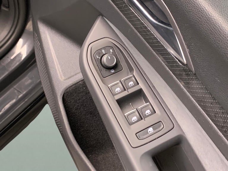 2022 Volkswagen Golf 1.5 TSI R-Line Hatchback 5dr Petrol Manual Euro 6 (s/s) (150 ps) - DIGITAL  ...