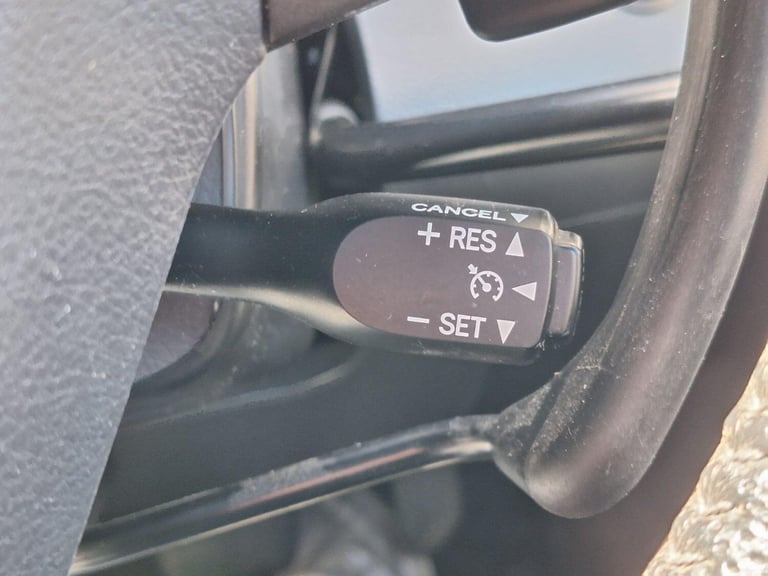 TOYOTA RAV4 2.2 D-CAT SR 2012