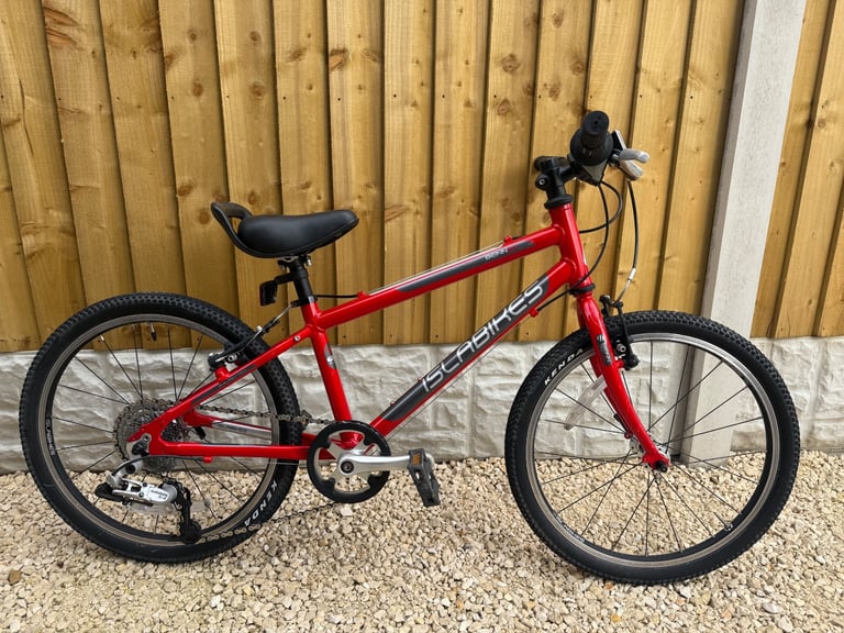 image for Childrens Islabike Beinn 20 Large, Red, Great Condition!