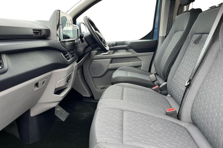 2025 Ford Transit Custom 2.5 320 Duratec 11.8kWh Limited Crew Van Double Cab 5dr Petrol Plug-in H...