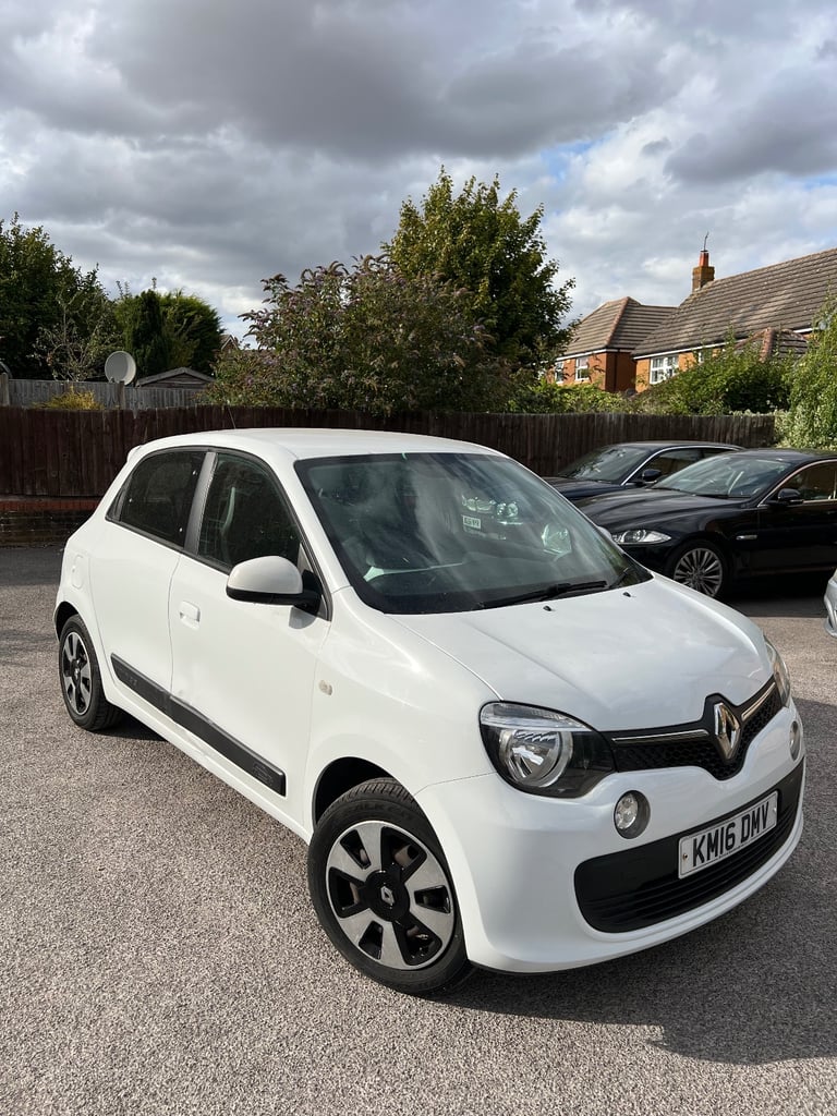 image for Renault, TWINGO, Hatchback, 2016, Manual, 999 (cc), 5 doors