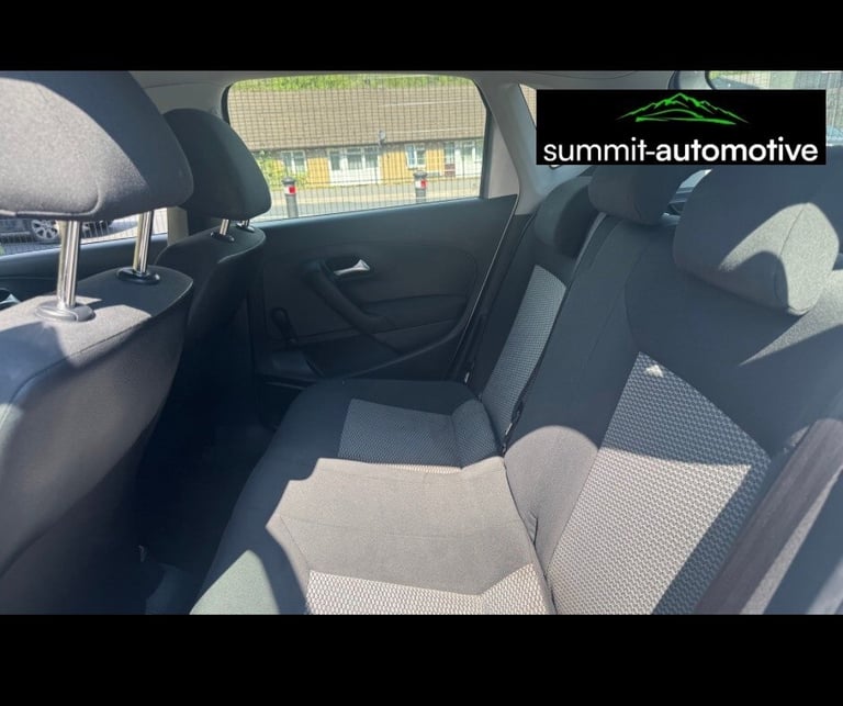 VOLKSWAGEN POLO 1.2 70 S 5dr [AC] 2012 Silver