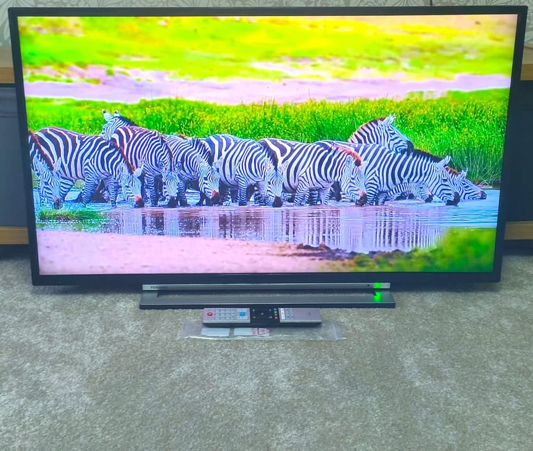 Toshiba 43 inch Full HD 1080p LED Smart TV Alexa WiFi HDMI USB