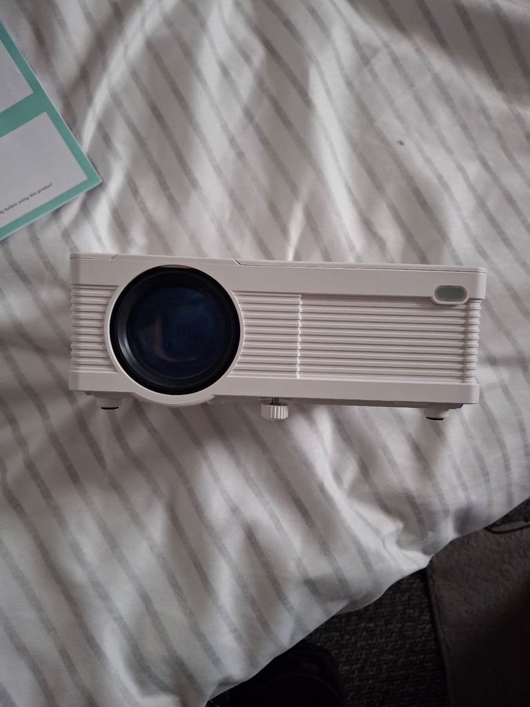 Wall porjector with sheet 