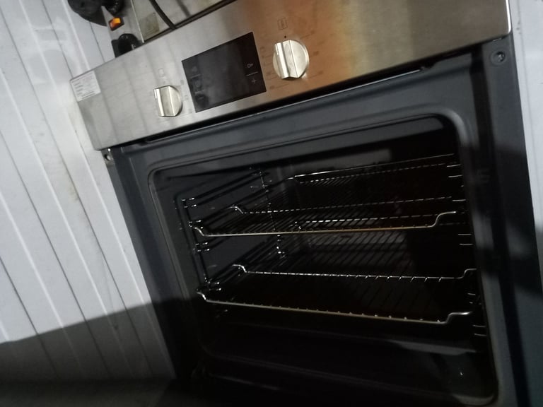 image for bosch cooker single oven electric model hba32b150b ready for use 