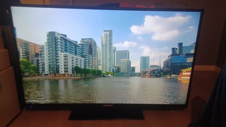 FREE DELIVERY excellent 50 BLAUPUNKT LED full HDTV 1080p freeveiw channels inbuilt 