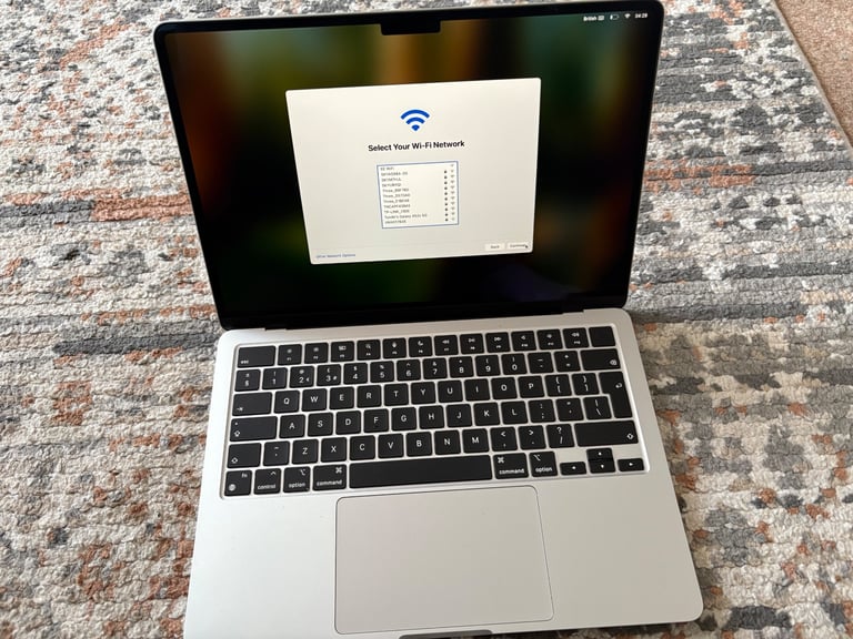 image for Apple MacBook Air 2022 (A2681)