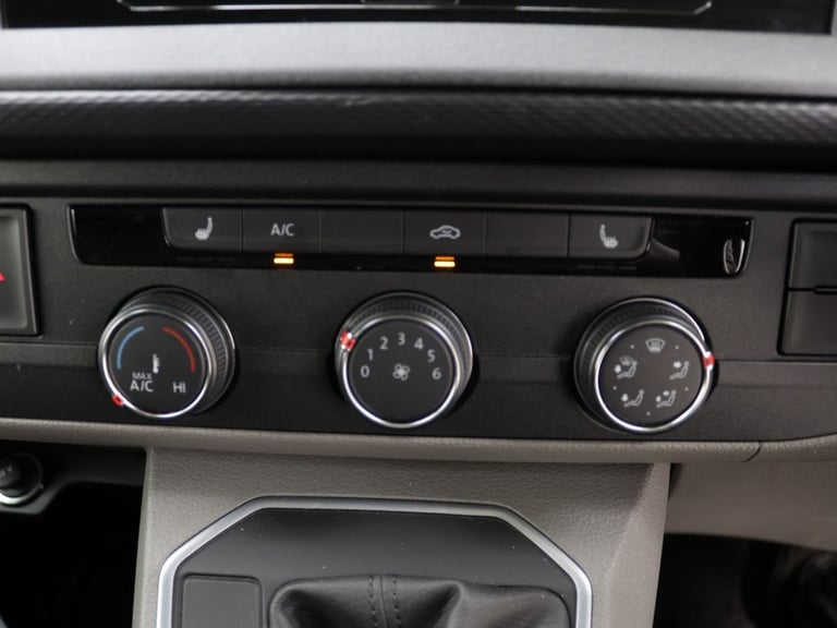 2021 Volkswagen Transporter e 110 37.3kWh Panel Van 5dr Electric Auto LWB (110 ps) PANEL VAN ELEC...