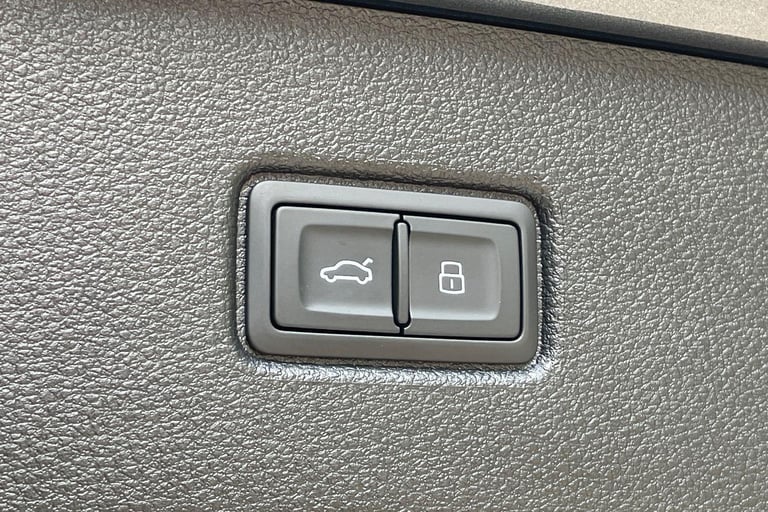 2025 Audi Q7 3.0 TFSI V6 55 Black Edition SUV 5dr Petrol Tiptronic quattro Euro 6 (s/s)  ESTATE P...