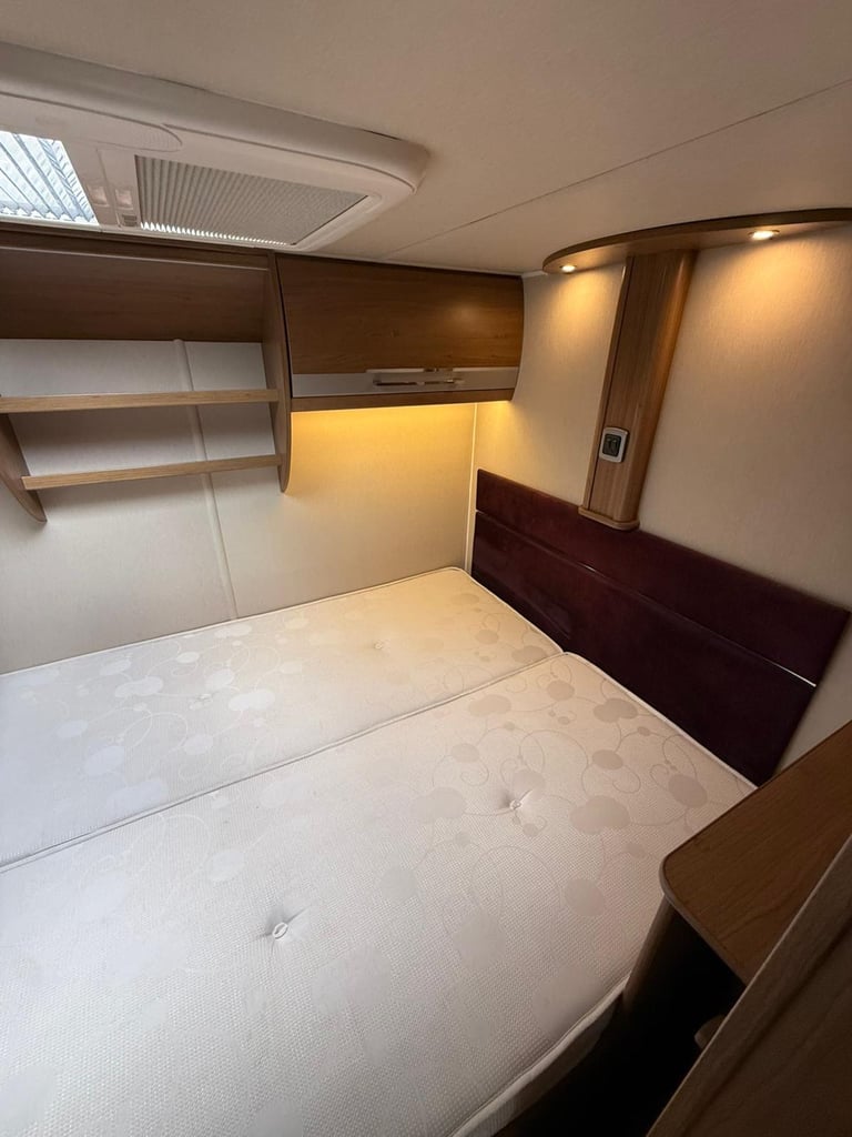 AUTOMATIC FIAT AUTO TRAIL FRONTIER CH-TA - 6 BERTH MOTORHOME