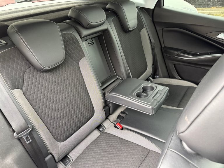 2018 68 VAUXHALL GRANDLAND X 1.2 TURBO SPORT NAV SUV 5DR PETROL MANUAL EURO 6 (S