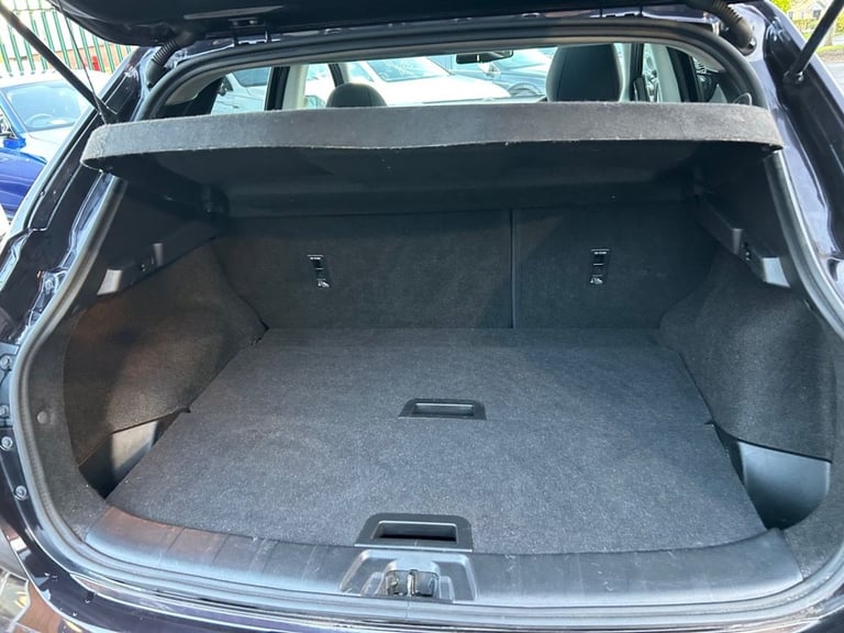 2019 Nissan Qashqai 1.3 DiG-T N-Connecta 5dr HATCHBACK PETROL Manual