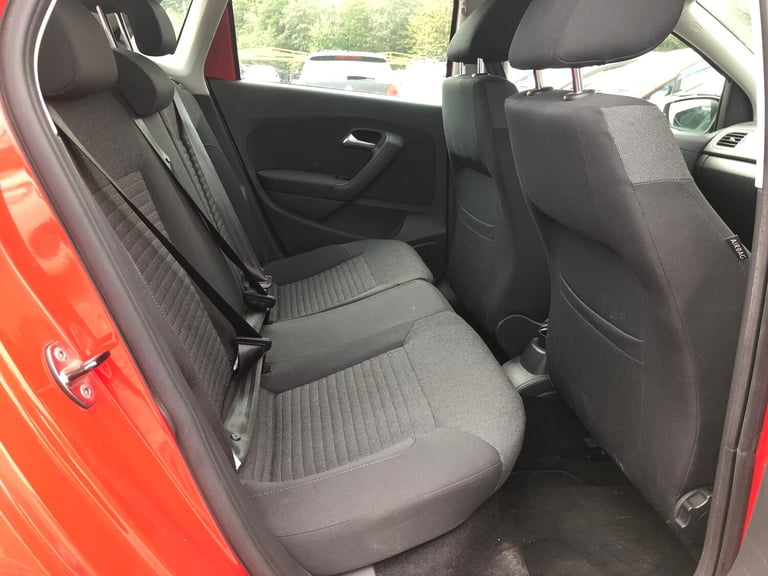 2012 Volkswagen Polo  1 190 CC VOLKS W POLO 6 TSI Petrol
