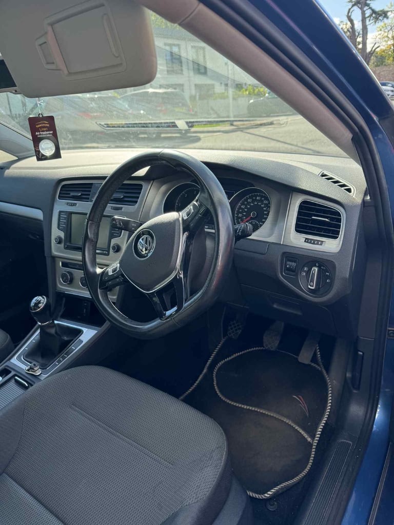 Volkswagen, GOLF, Hatchback, 2015, Manual, 1598 (cc), 5 doors