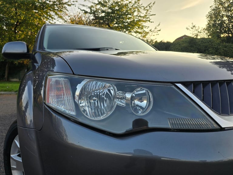 2008 Mitsubishi Outlander 2.4 MIVEC Elegance 5dr Auto ESTATE PETROL Automatic