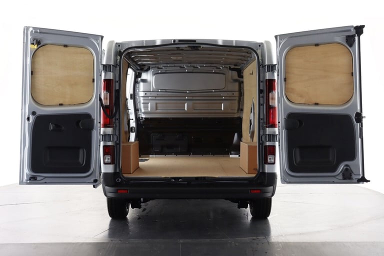 2025 Renault Trafic LL30 Blue dCi 130 Advance [Safety] Panel Van Diesel Manual