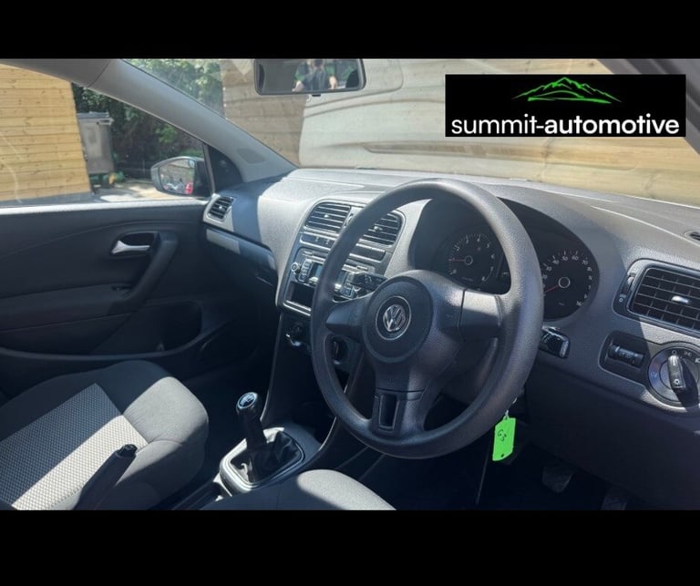 VOLKSWAGEN POLO 1.2 70 S 5dr [AC] 2012 Silver