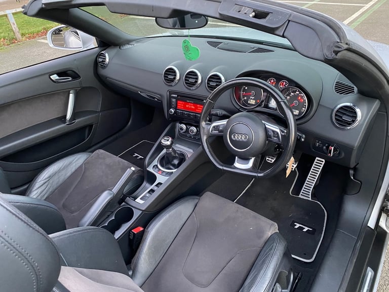 2011 Audi TT 2.0 TFSI Sport 211 Roadster 2dr 1 owner FSH