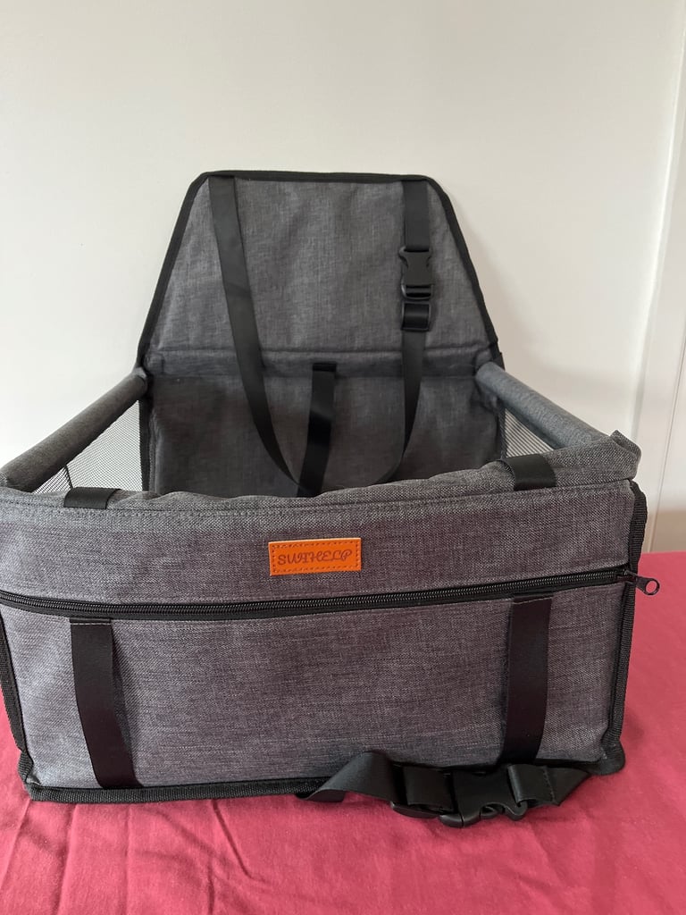 image for Small/small medium dog/puppy carrier for car