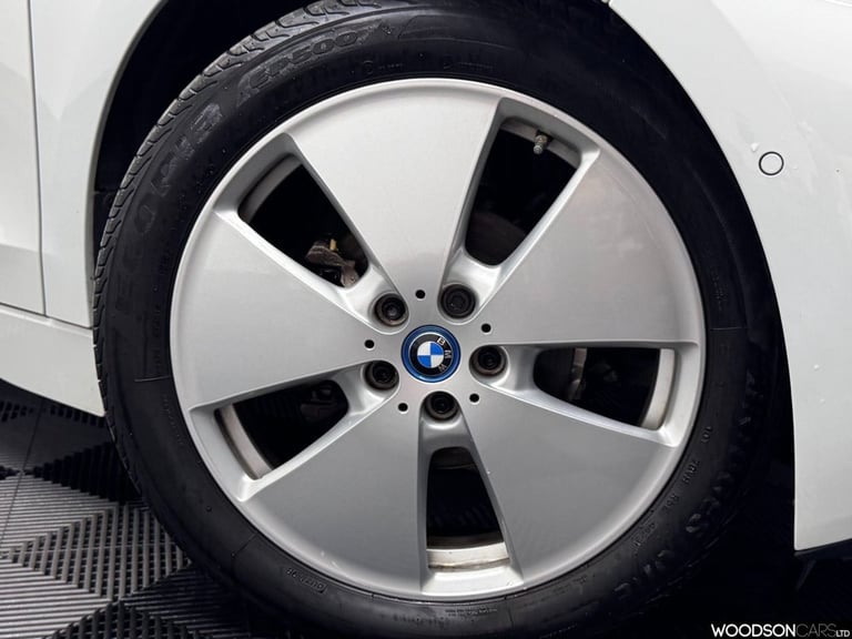 2018 BMW i3 125kW 33kWh 5dr Auto HATCHBACK ELECTRIC Automatic