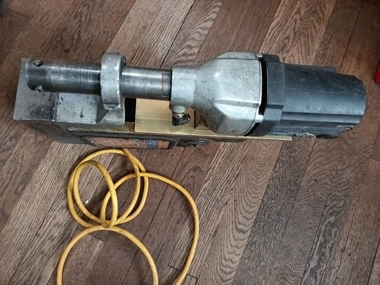 Evolution ME3500 magnetic mag drill press, 110v