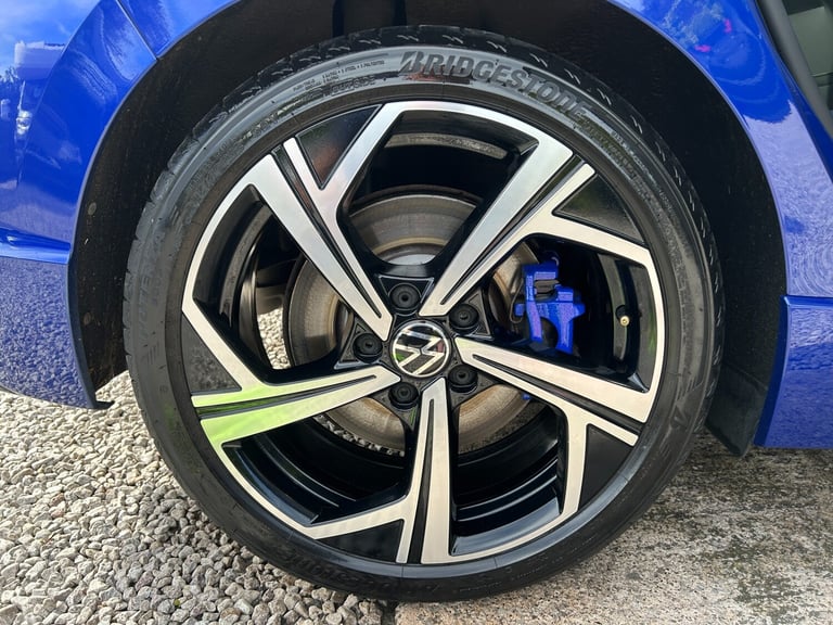 2021 VOLKSWAGEN GOLF MK8 2.0 TSI 320 R 4Motion 5dr DSG